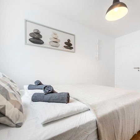 וינה Central City Lofts מראה חיצוני תמונה